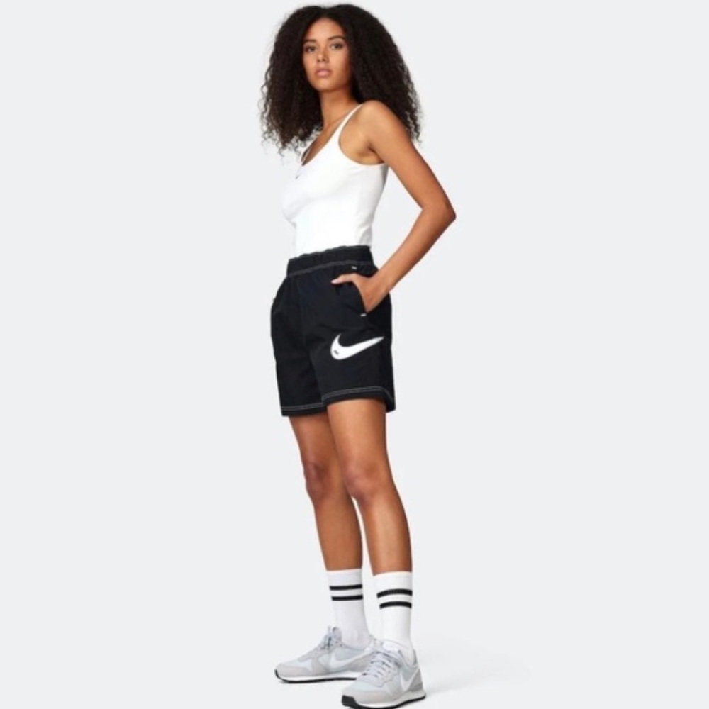 Nike Women's Black High-Rise Shorts